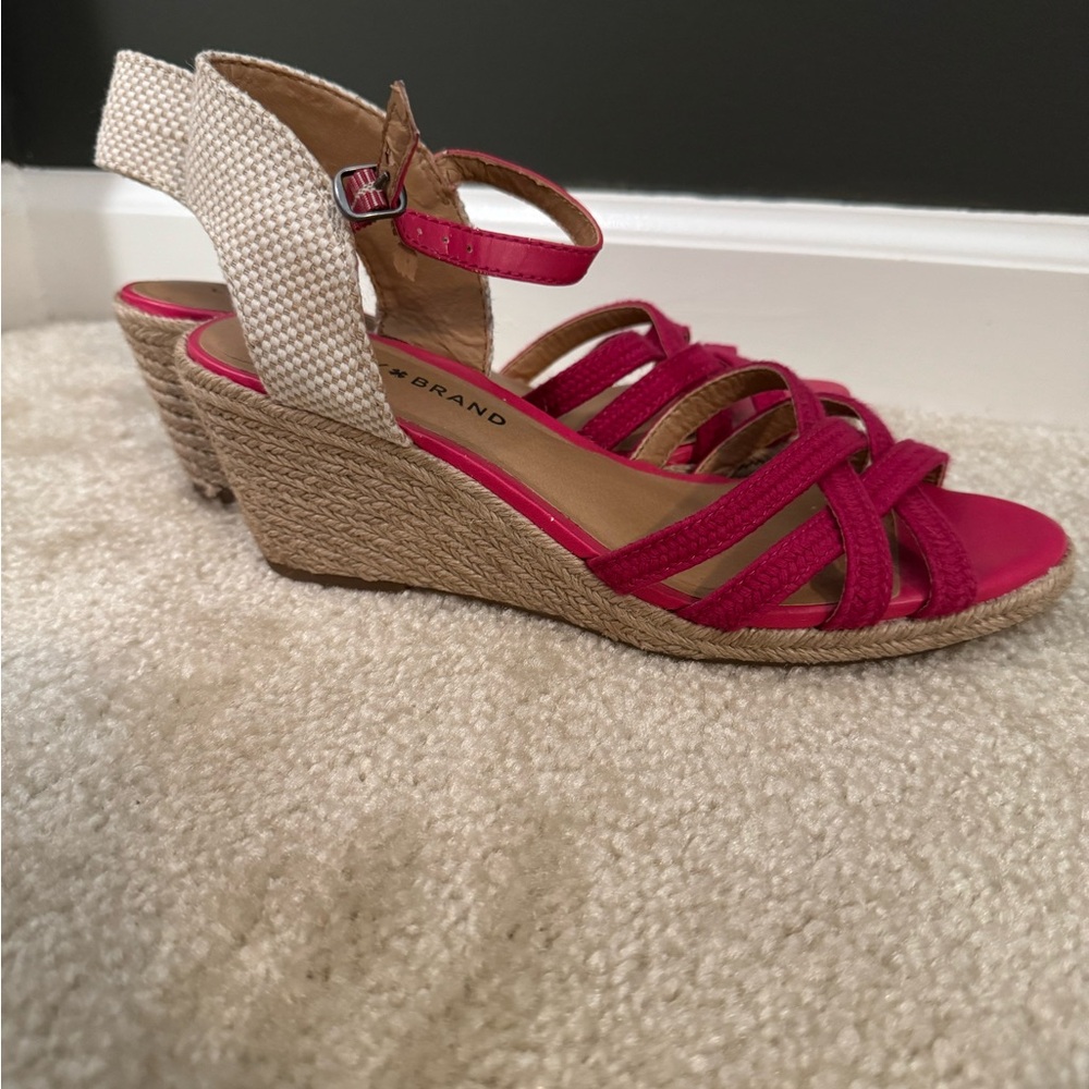 Stylish Pink Lucky Brand Wedge Sandals